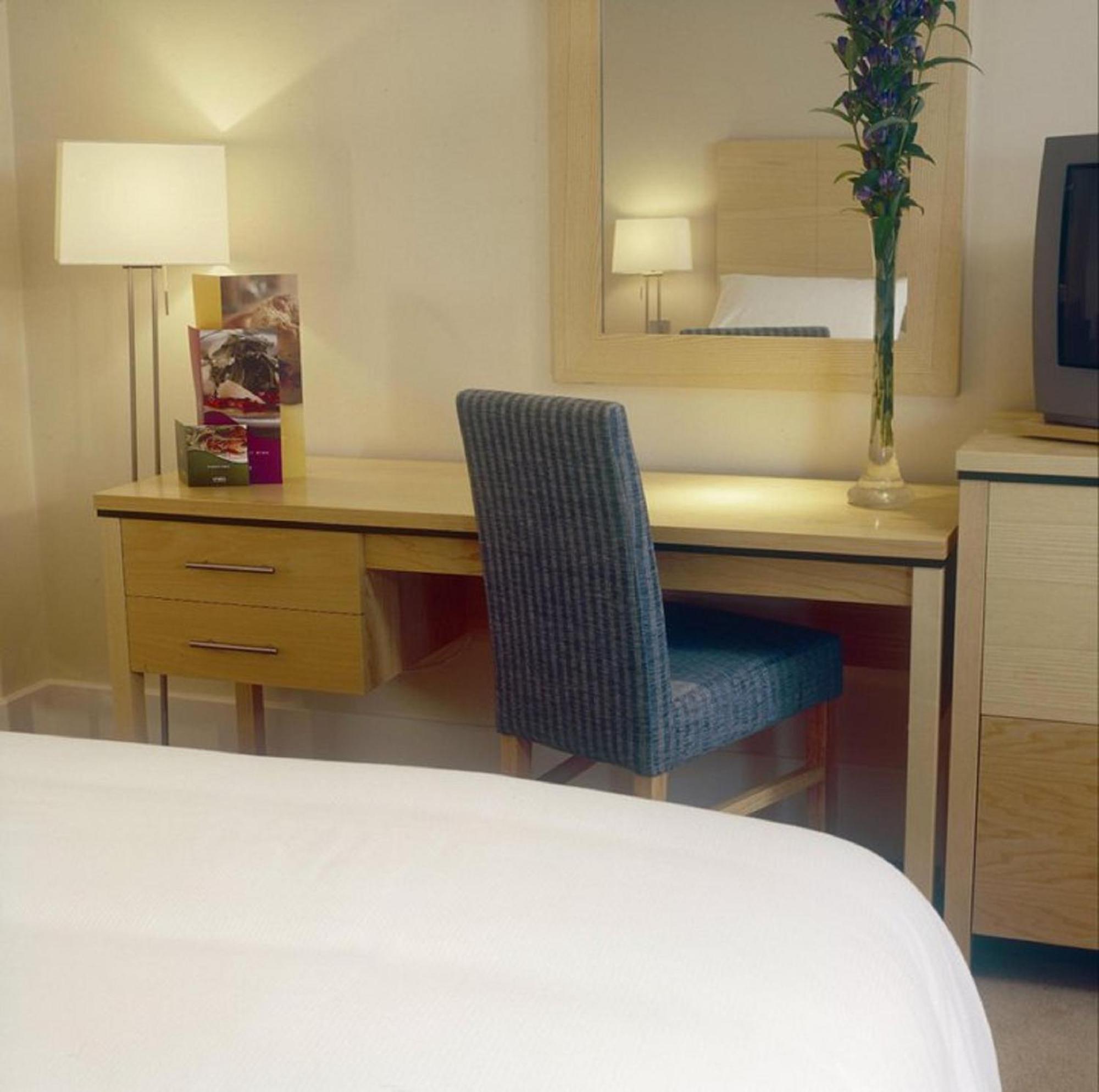 Isle Hotel, Dublin Hotel 4*